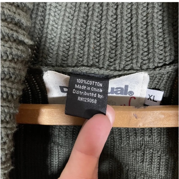 Desigual green knitted sweater cardigan for men size XL used embroidered pattern - Picture 5 of 8